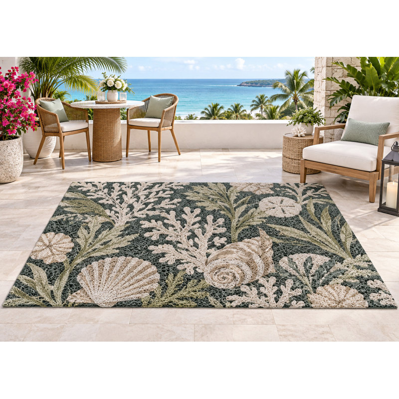 Tapis d'extérieur 152 x 213 cm (5 pi x 7 pi) à motif coquillage, corail et botanique, en PVC épais, imperméable et bouclé, idéal pour une terrasse ou une entrée. Séchage rapide.