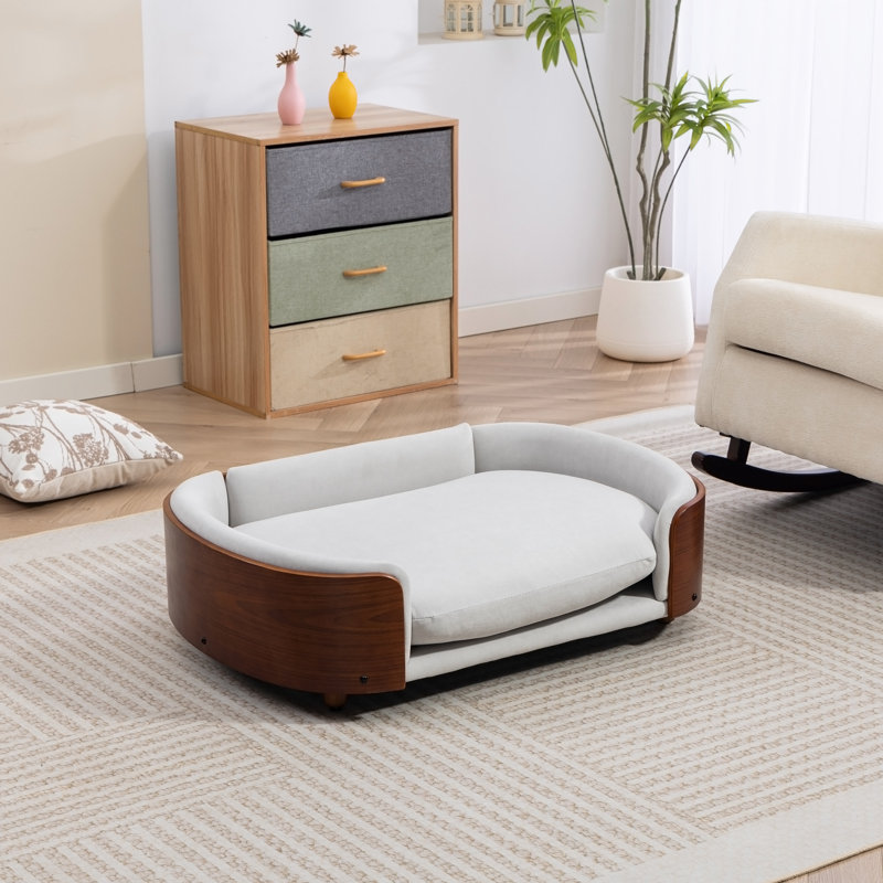 Lit pour chien surélevé de style scandinave avec pattes en bois massif et dossier en bois courbé noyer, velours gris clair, grande taille