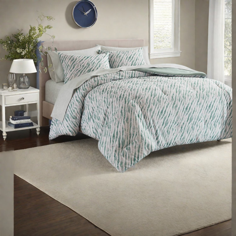 Striped and Abstract Comforter Set
