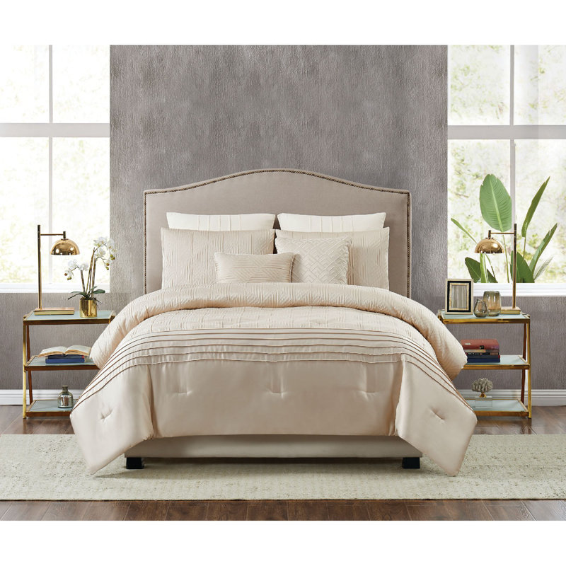 Channel Geometric Shapes Comforter, King Comforter + 7 Additional Pieces