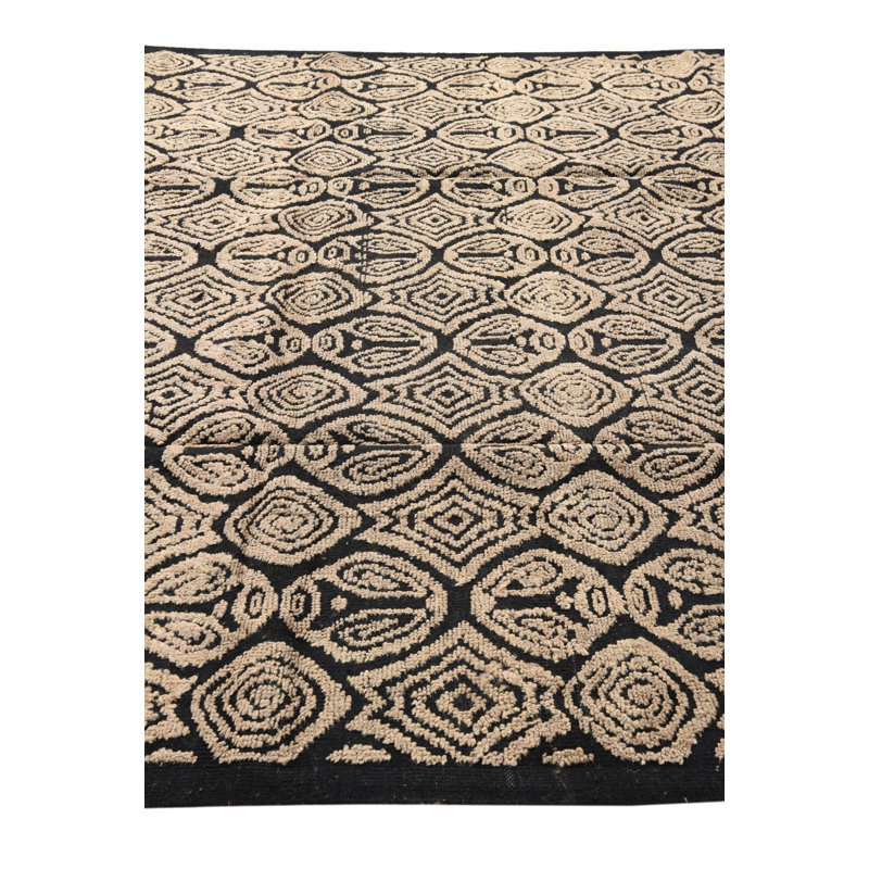 Tapis noir Pastrana
