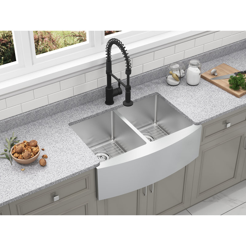 CMI Pull Down Kitchen Faucet, Matte Black