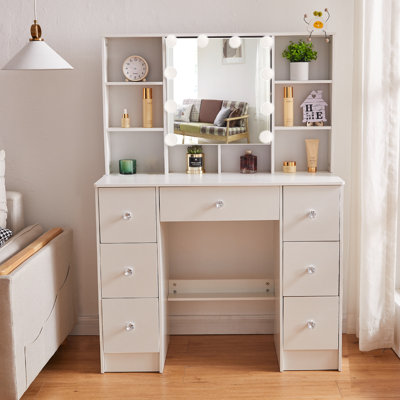 Yamari Vanity