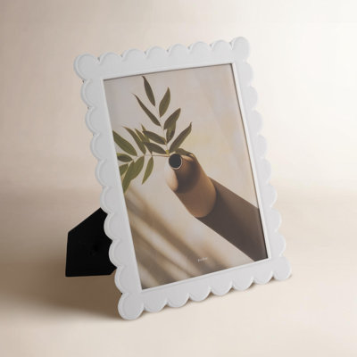 Lilly 4" x 6" Picture Frame