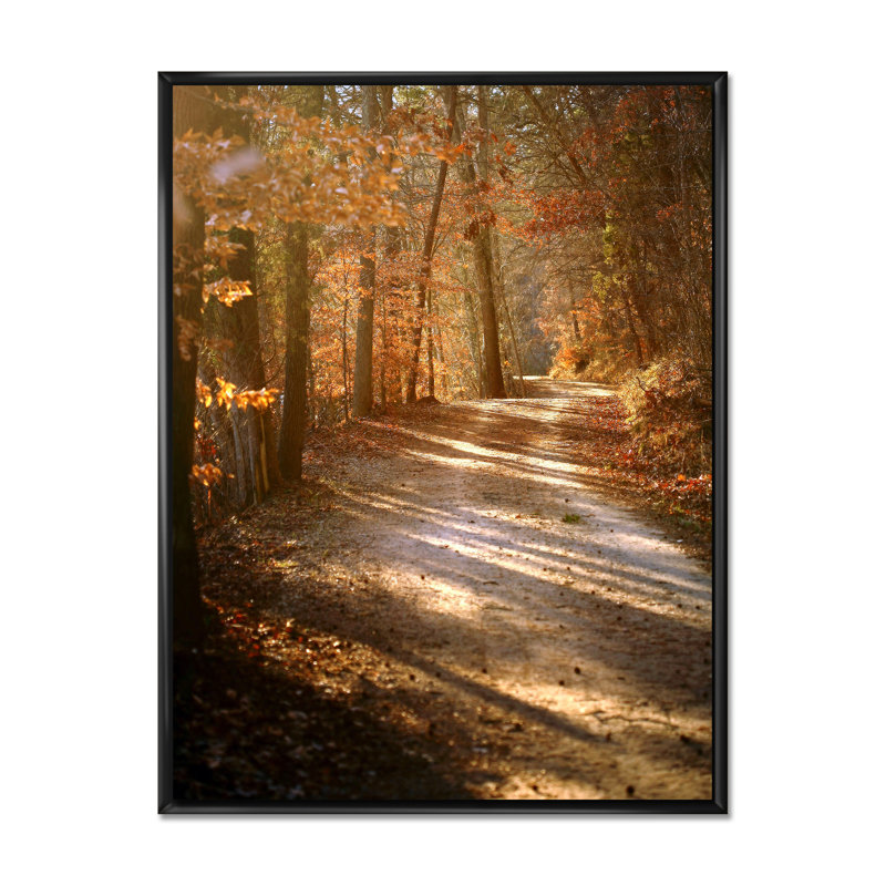 «Colorful Fall Leaves II», art mural traditionnel sur toile, H 44 po x l 34 po x P 1,5 po, Cadre flottant noir