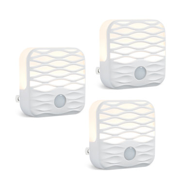 Dusk-to-dawn Sensor Plug-in Night Light 3-Pack