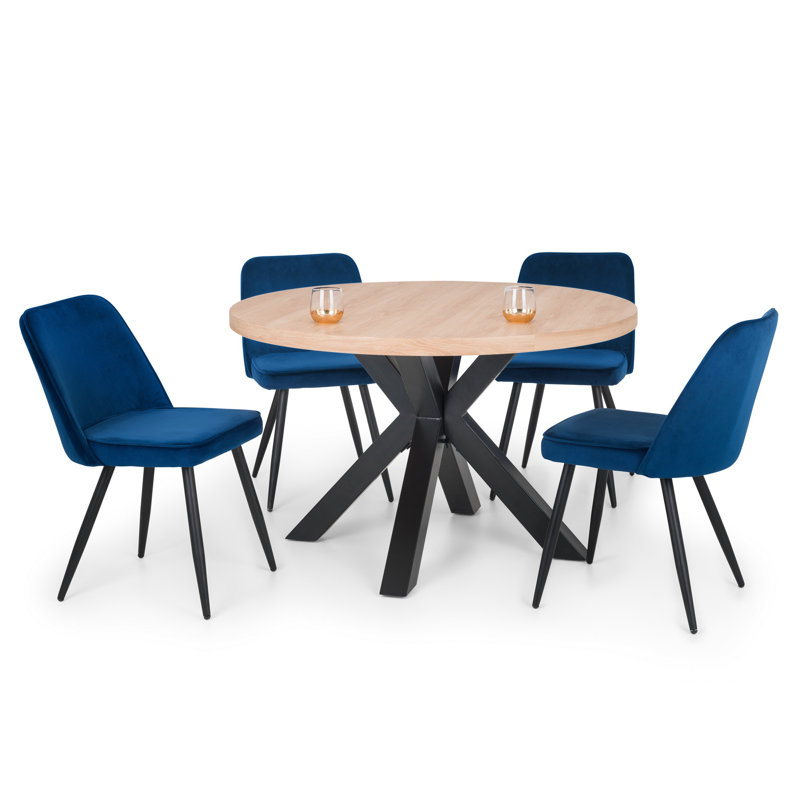 Iisakki 4 - Person Dining Set