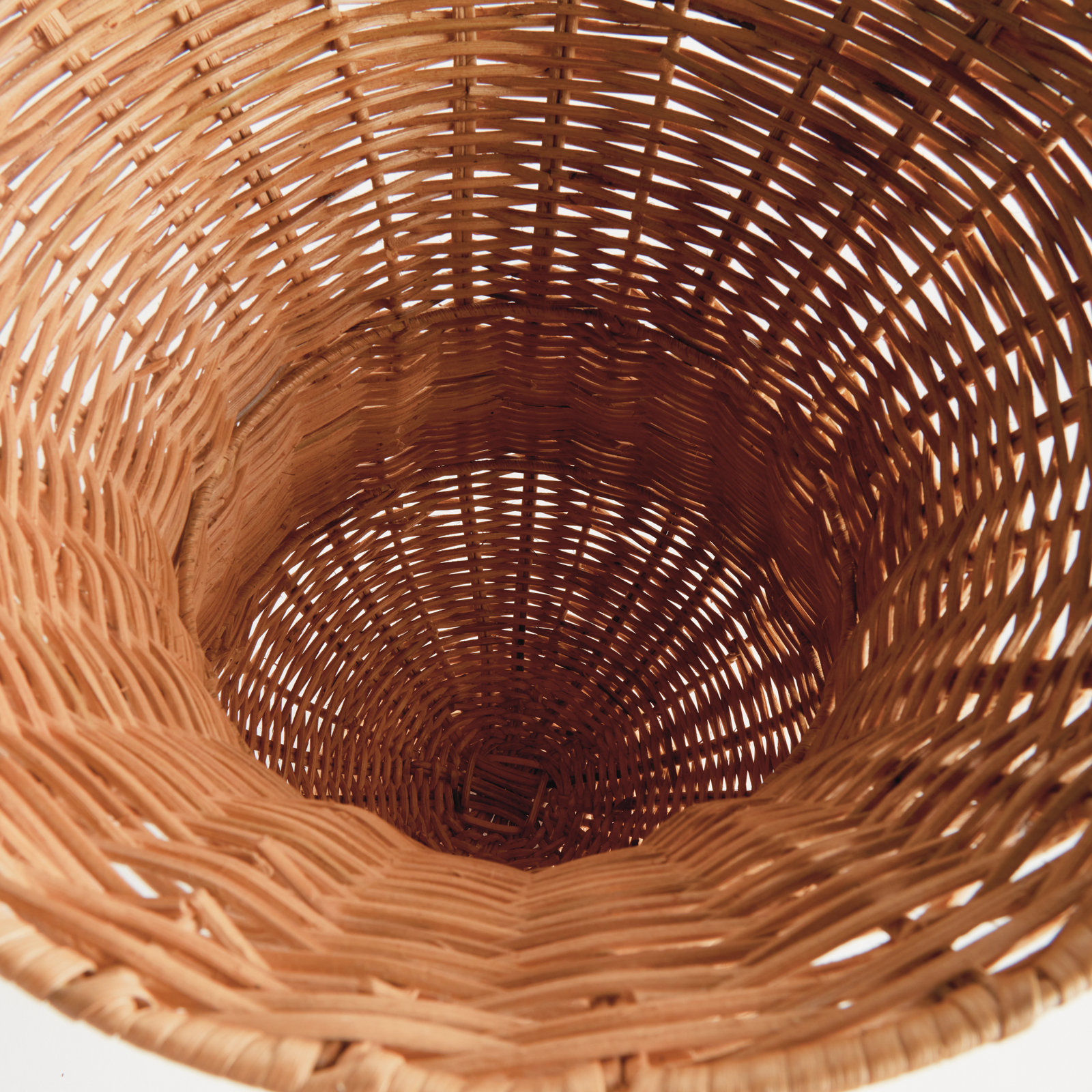 Classique Urn Lesles Rattan Woven Footed in Natural, 22" H x 15.5" W x 15.5" D