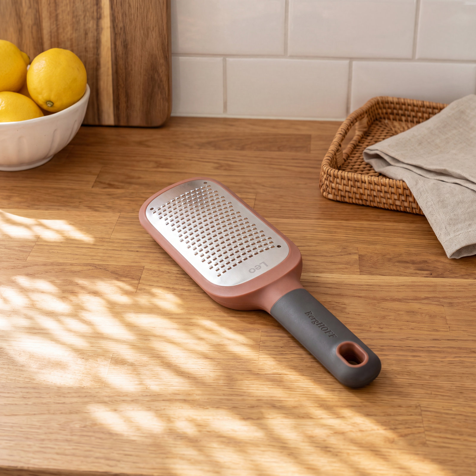 BergHOFF Leo Coarse Paddle Grater