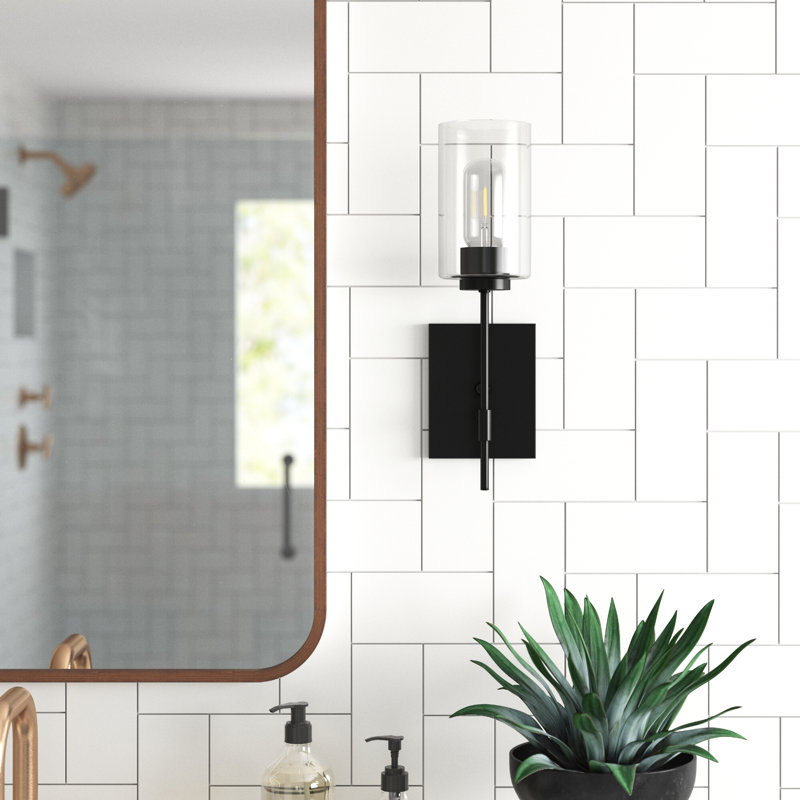 Encinas Wallchiere, Black