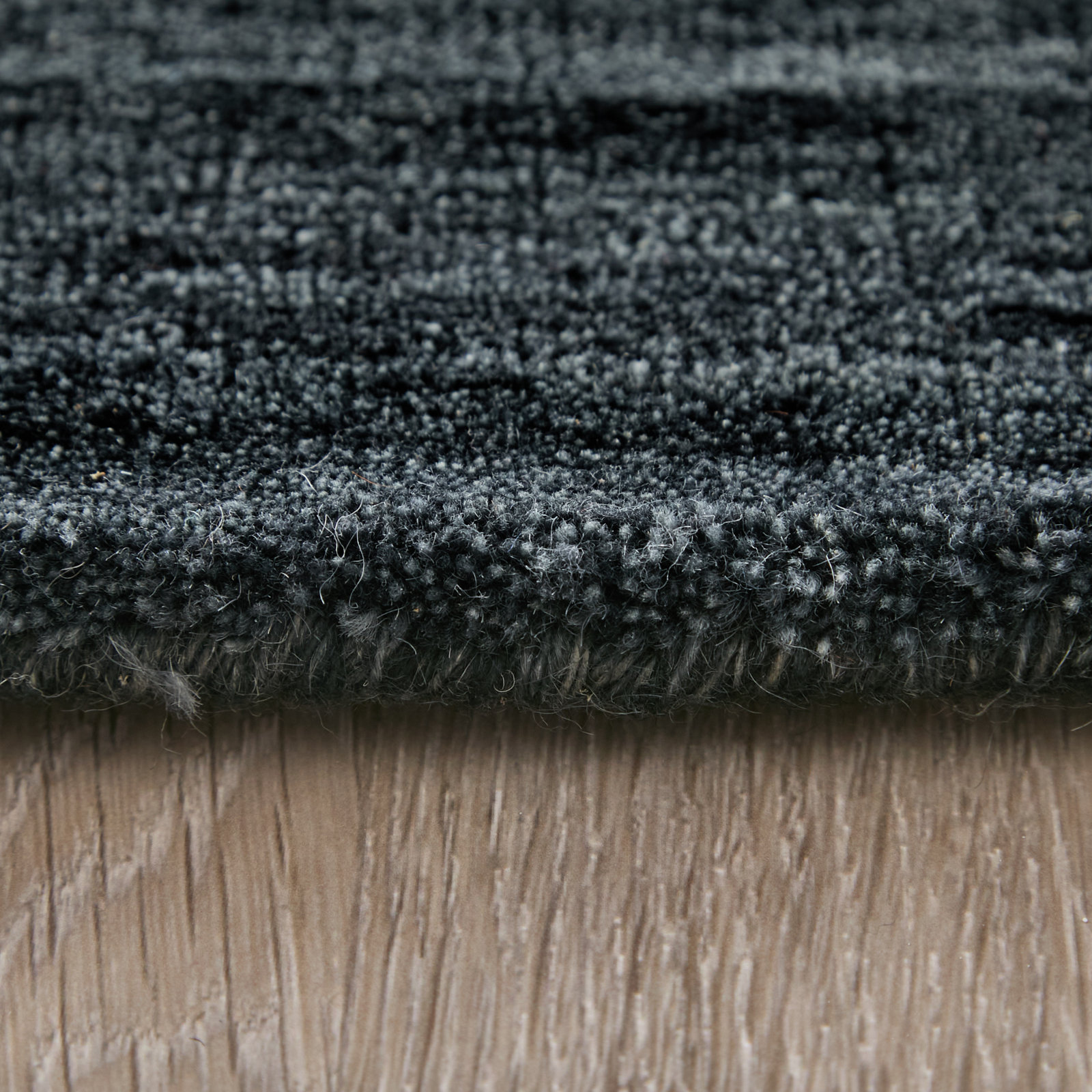 Kaden Hand-Woven Wool Shag Rug, Round 8', Black