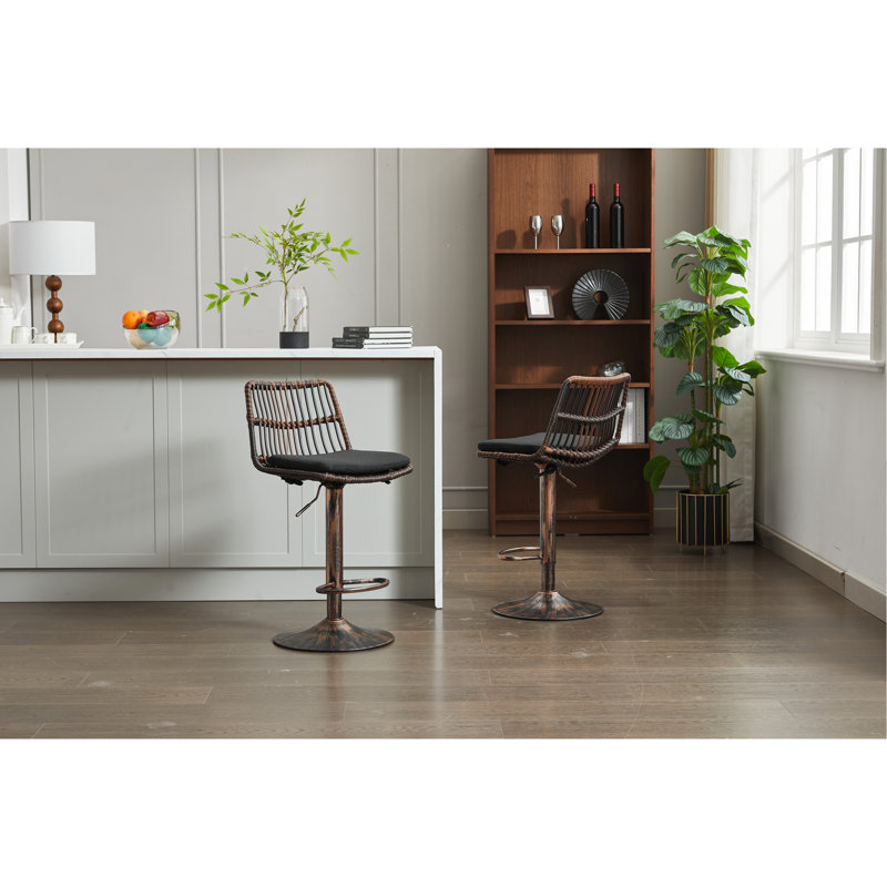 2 tabourets de bar, chaise pivotante à hauteur de comptoir pivotante à 360 ° avec repose-pieds, réglable de 34,03 po à 42,91 po, design pour la cuisine et la salle à manger, base, noir, tabourets d'une capacité de 250 lb, look