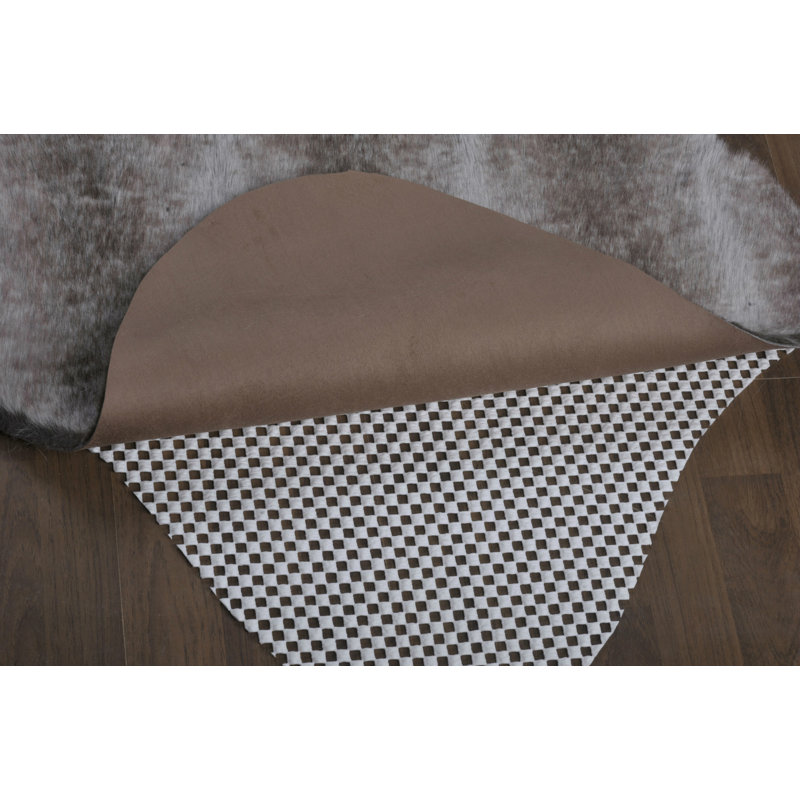 Tapis noir à poils longs Wolf, Nouveauté 2 pi 5 po x 3 pi 9 po