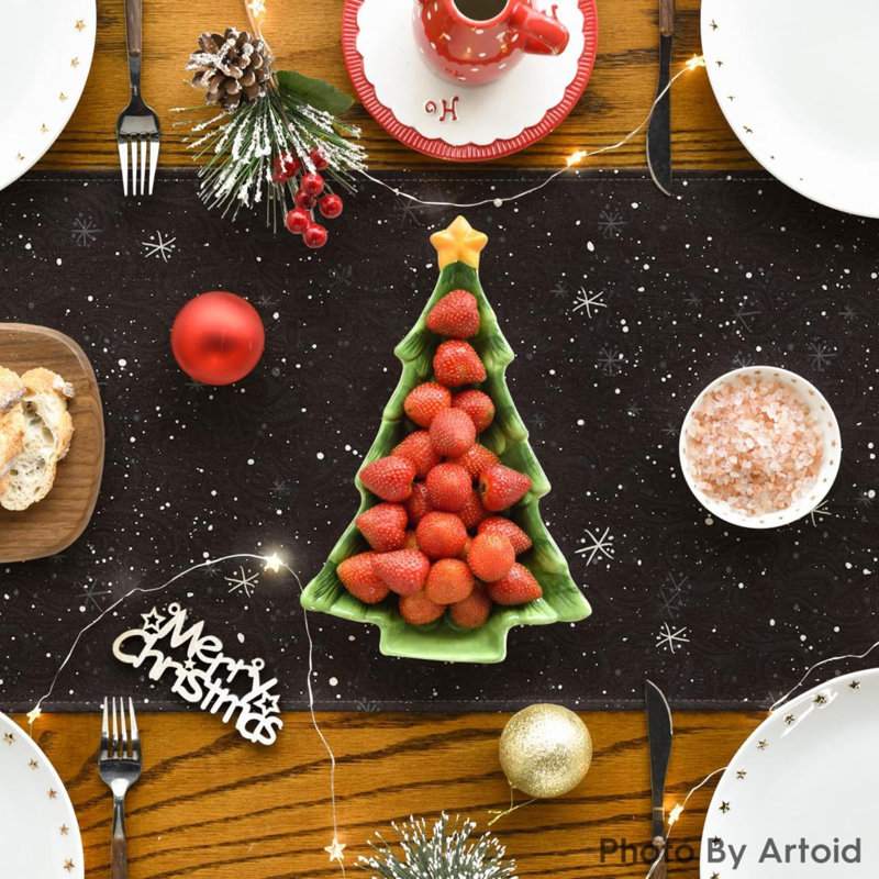 Snowman Birds Trees Christmas Table Runner, Seasonal Winter Holiday Kitchen Dining Table Decoration For Home Party Decor