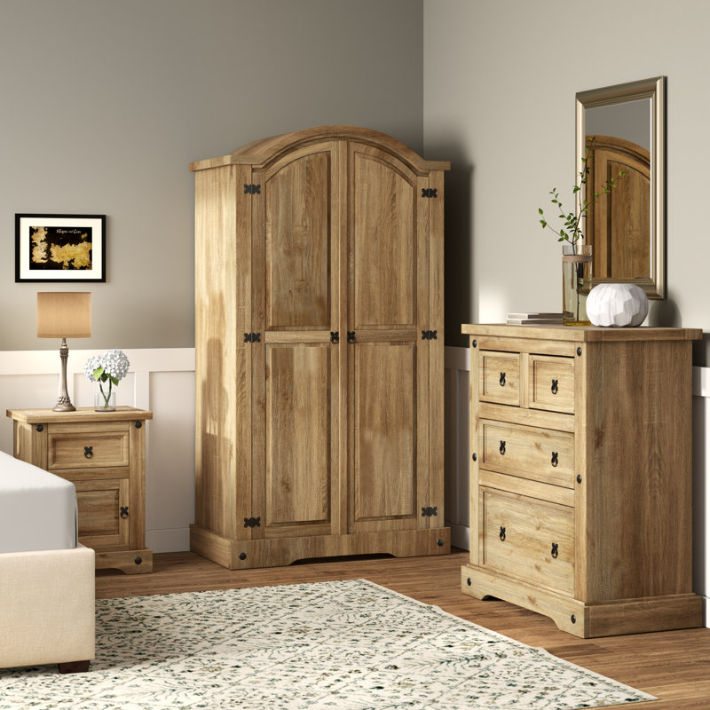Emerfield 3 Piece Bedroom Set