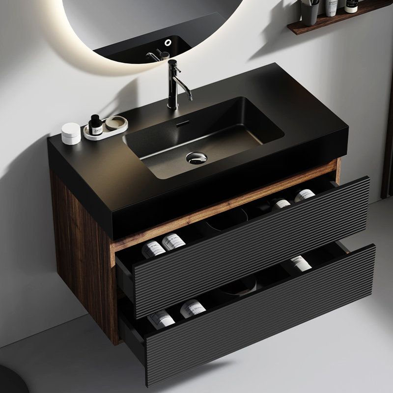 Meuble de salle de bain mural Grace de 36 po avec portes en noyer, lavabo noir mat et charnières en noyer.