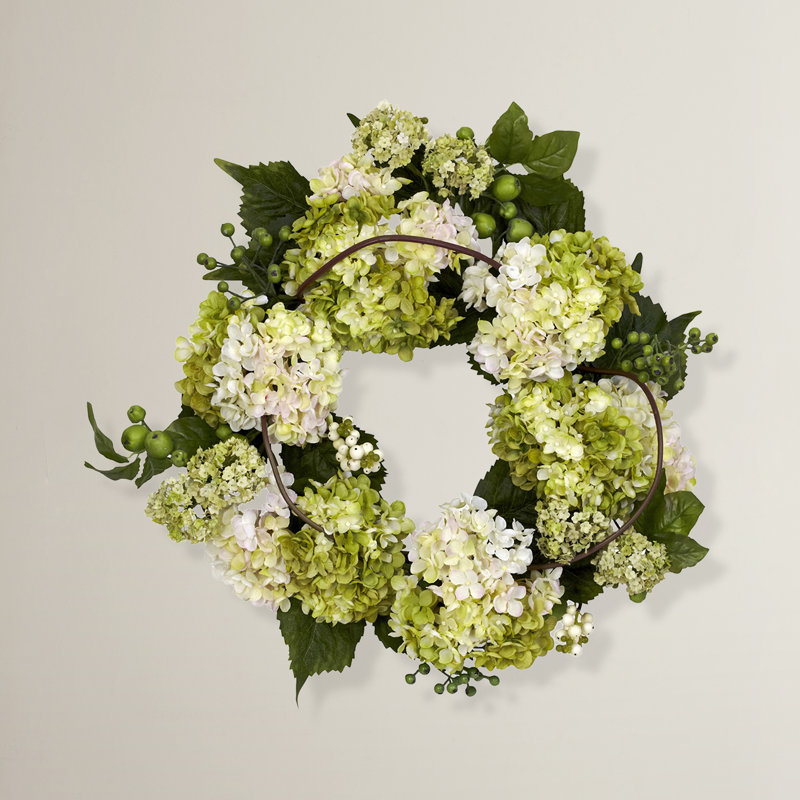 Faux Hydrangea Plastic 22'' Wreath