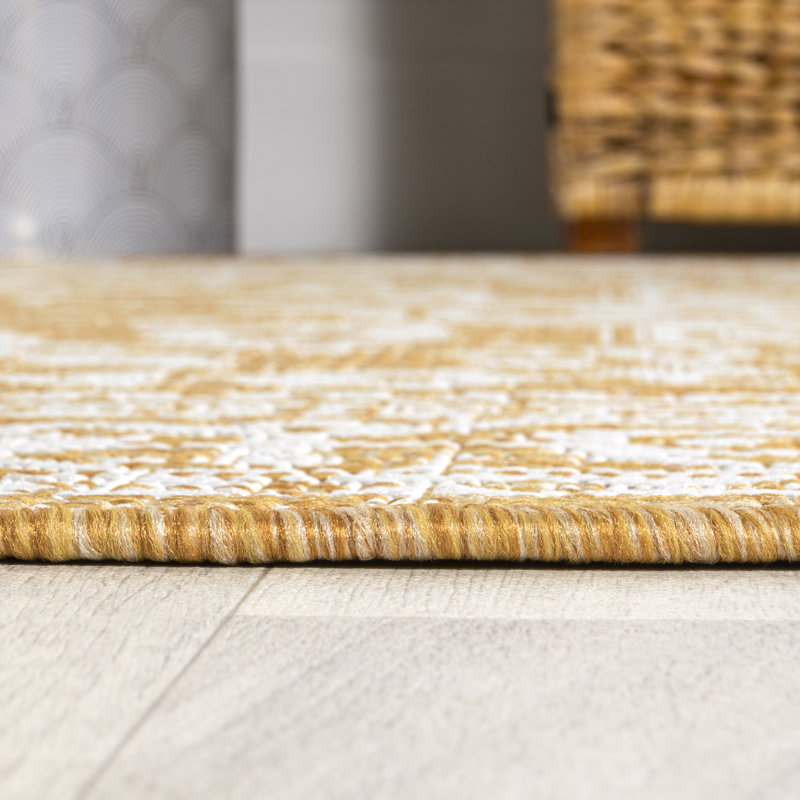 Tapis intérieur / extérieur jaune / crème Aaleayah Medallion, Tapis de couloir 2 pi 2 po x 10 pi