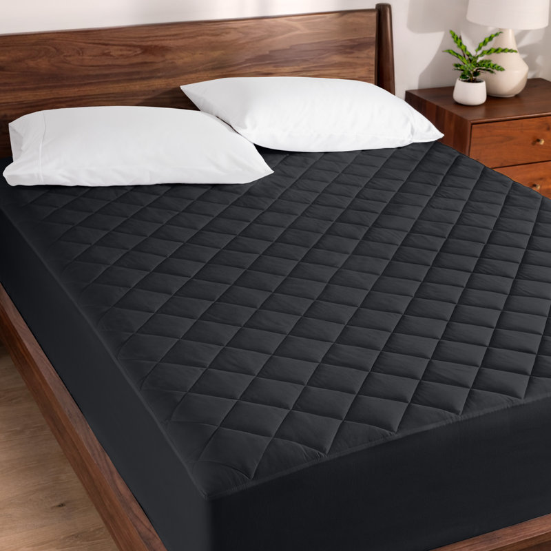 Quilted Mattress Pad, Queen, Black