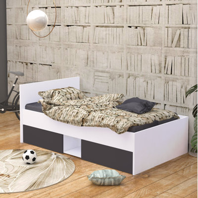 Navarrete Standard with Storage Included