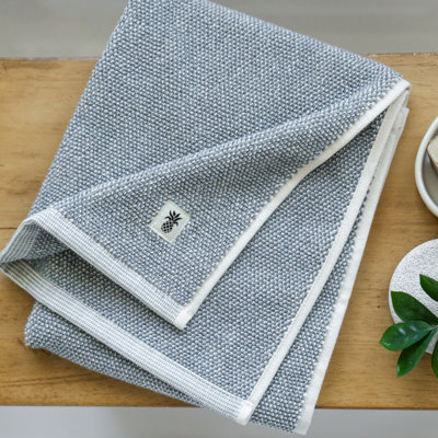 Serviette de bain deux tons Cariloha | Bleu lagune | 30 po x 56 po | Mélange de coton turc et de viscose | Très doux, très résistant aux odeurs et très absorbant