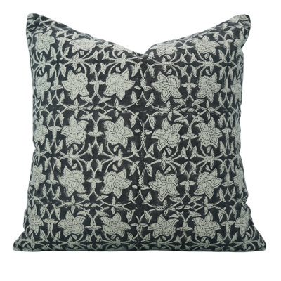 Coussin décoratif à motif de blocs de tissu fabriqué à la main Fabividine, Amritvela, Mauve