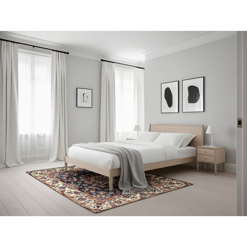 Baen Oriental Indoor Rug, Rectangle 5' x 7'