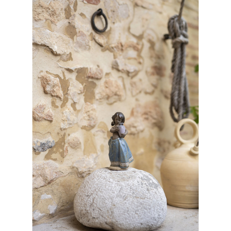 Figurine Spartan Water Girl
