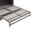 Grand lit avec station de charge intégrée, bois de pin massif gris antique et fabrication pour un lit solide à long terme, option de rangement spacieux sous le lit gris