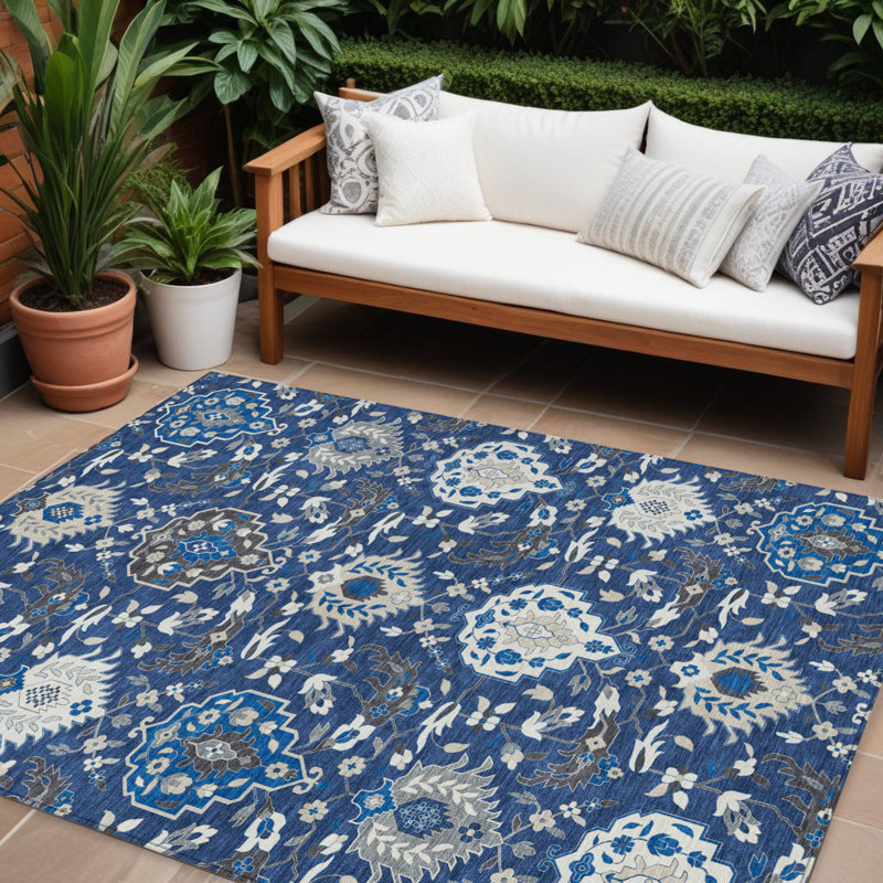 Tapis intérieur / extérieur lavable gris anthracite et ivoire damassé 10 pi x 14 pi