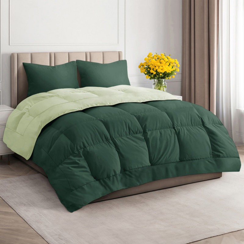 Goose Down Alternative Comforter – All Season, Warm & Lightweight, Ultra Soft Fluffy Duvet Insert, Queen