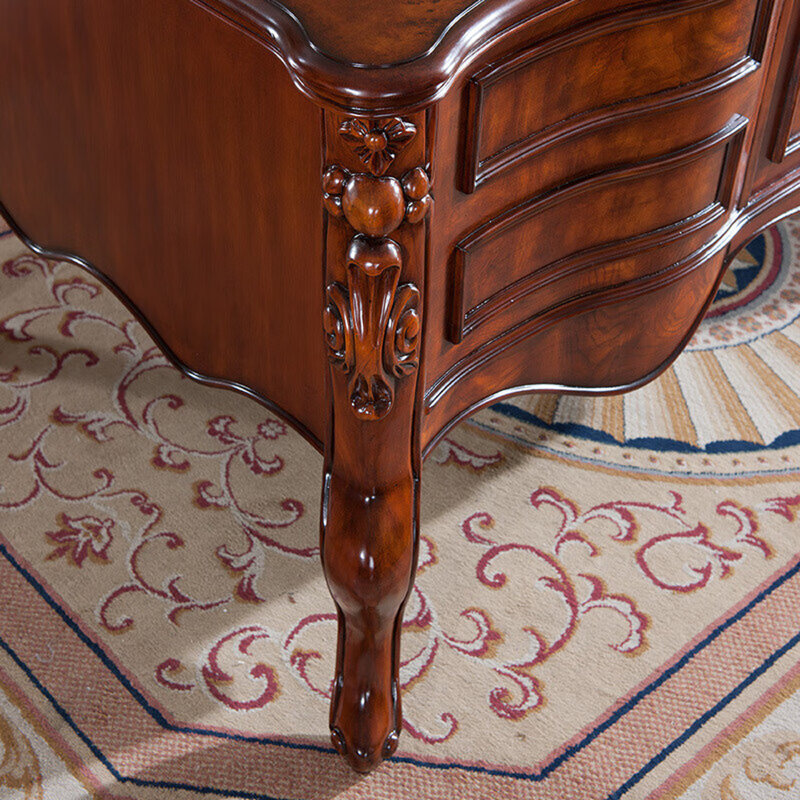 Bureau de style européen