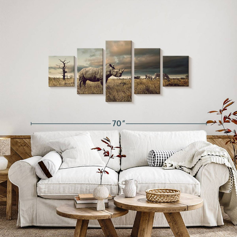 Rhinocéros féroce, H 24 po x l 55 po