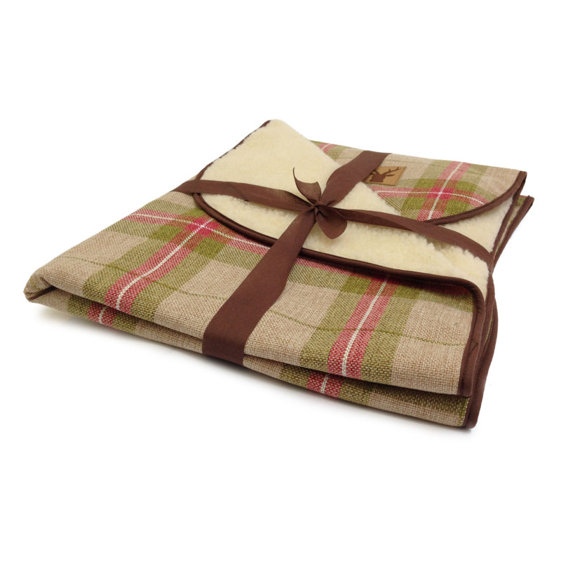 Newton Pet Bed, Medium (125 cm L x 74 cm W)