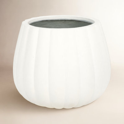Prussia 14" Pot Planter
