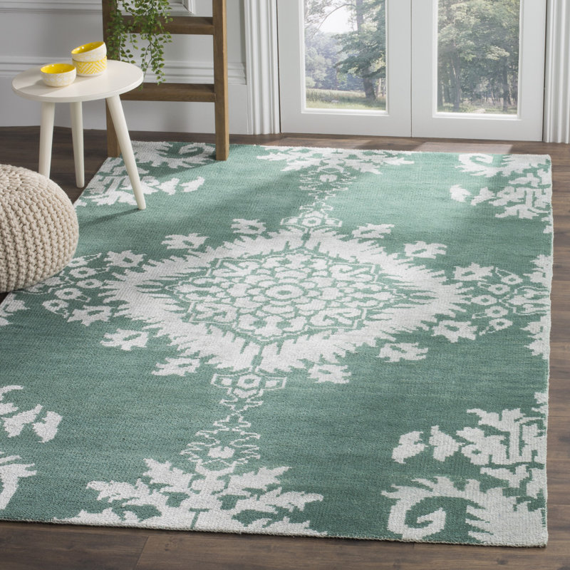 Stone Wash Hand Knotted Wool/Viscose/Cotton Floral Rug in Green/White, Rectangle 4' x 6'