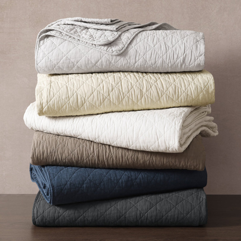 Gray Twin Cotton Diamond Quilted Quilt Set