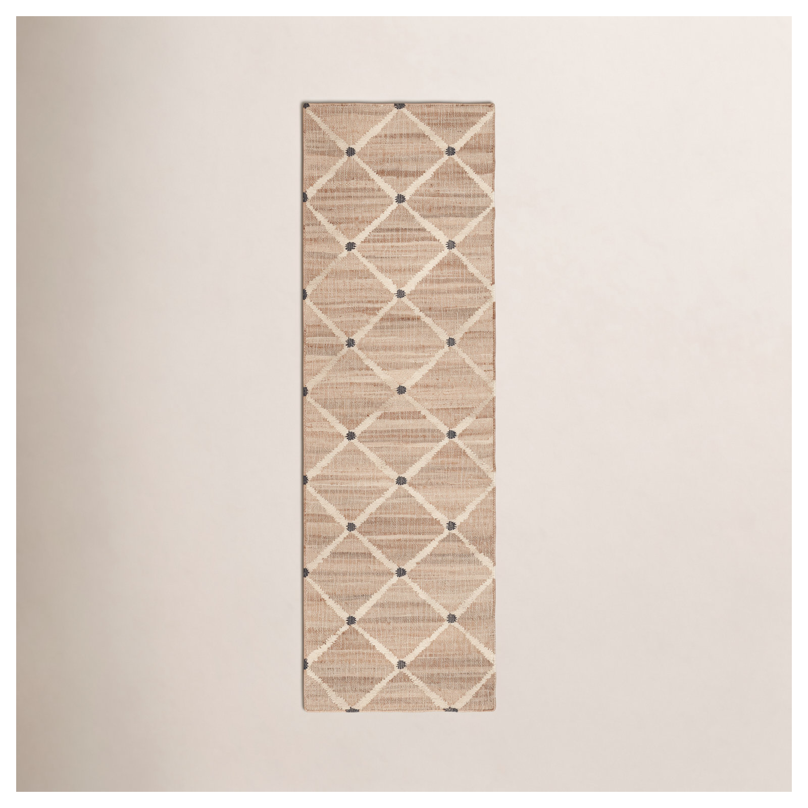 Kali Natural Handwoven Jute Rug, Runner 2'6" x 8'