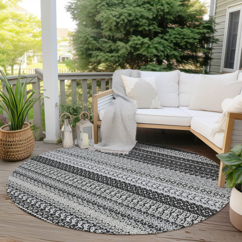 Striped Indoor / Outdoor Rug, Round 8'