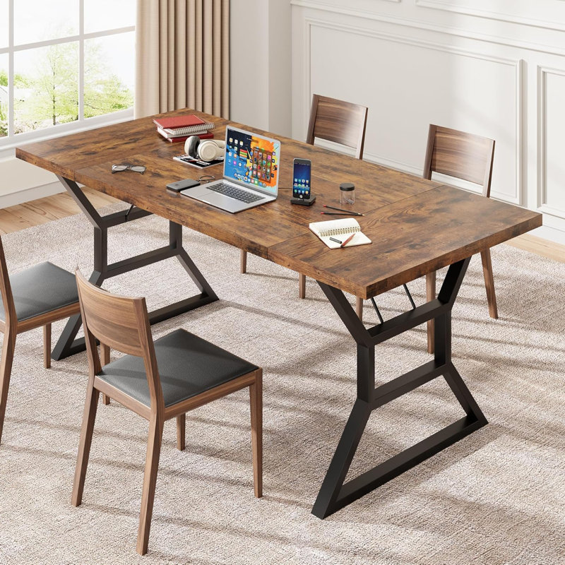 Table de salle à manger Industrial Farmhouse pour 6 personnes - Table rectangulaire de 70,9 po de longueur - Pieds robustes en fer noir - Plateau en bois résistant aux marques - Finition en fer brun et noir rétro