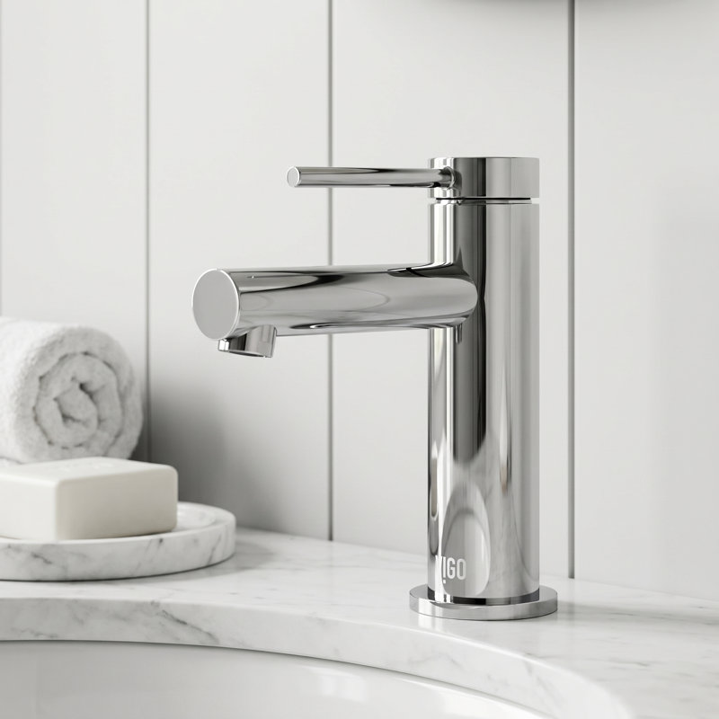 Robinet pour salle de bain à poignée simple à un trou H 6 po Jewel, Chrome