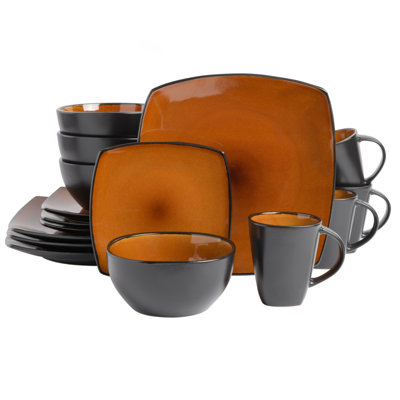 Dinnerware Set