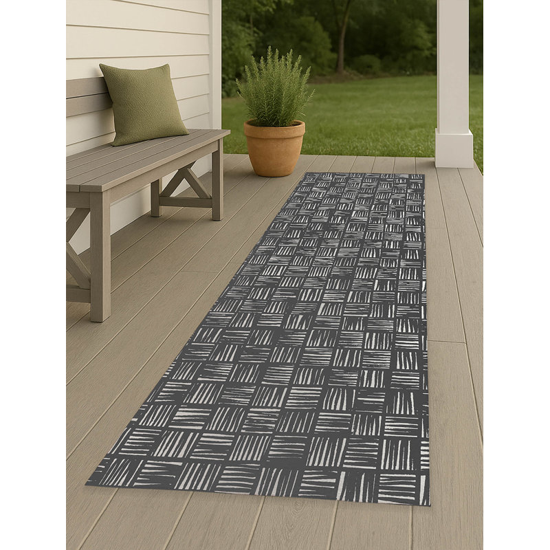 Lash Locked Non-Slip Outdoor Rug, Runner 2'6" x 8'