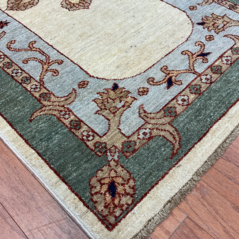  Handmade Oushak Wool Rug