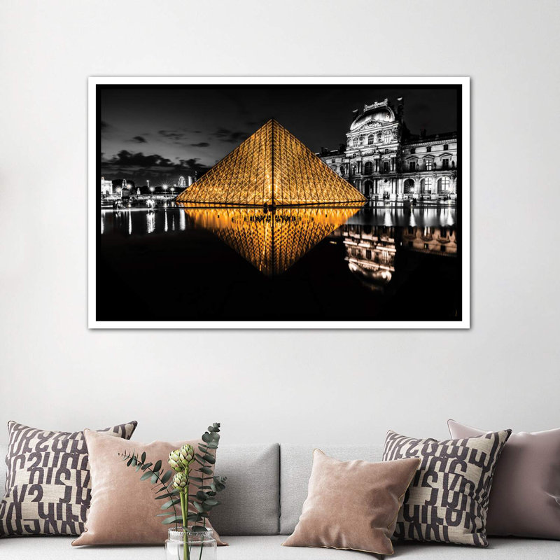Le Louvre par Anders Jorulf - reproduction de photo, H 40 po x l 60 po x 1,5 po, Toile blanche encadrée