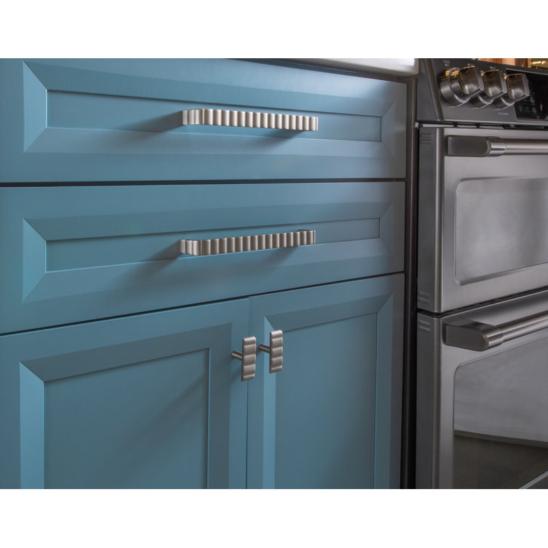 Natoma 6" Center to Center Bar Pull, Satin Nickel