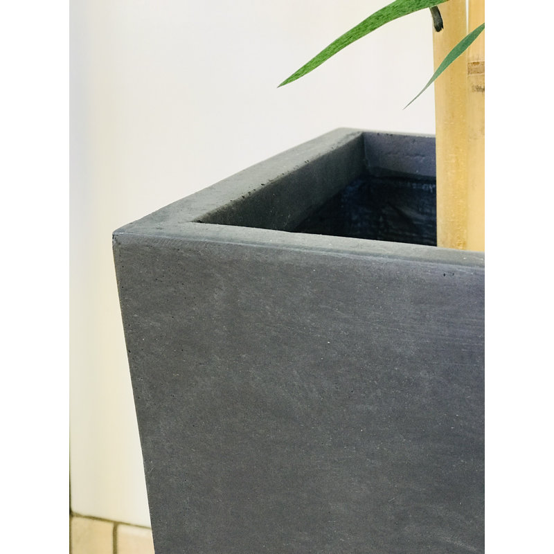 Hetum Pot Planter, Charcoal, 12.6" x 24.4"