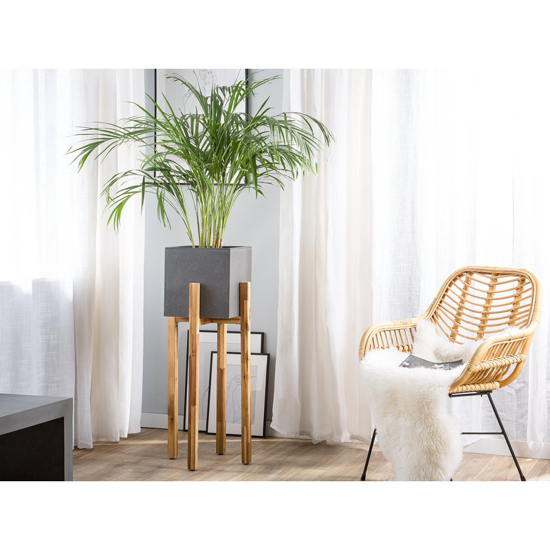 Vroman Pot Planter