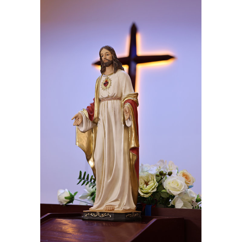 Statue sacrée de Jésus, H 12 po x l 3,5 po x P 5,4 po