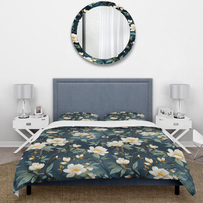 White And Blue Flowers Veins I Floral Duvet Cover